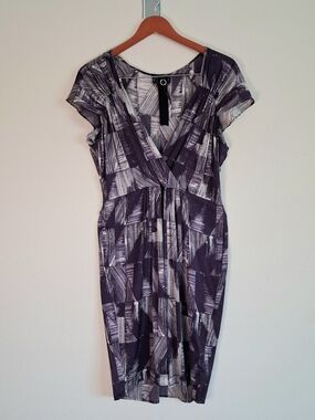 Poleci Abstract Geometric Silk Midi Dress - Purple & White